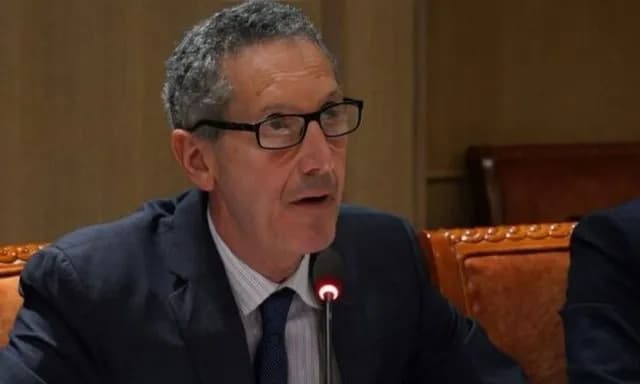 Edward Joseph: BE ta kritikojë privatisht Kosovën për Specialen, Justina-Pula do të jetë udhëheqëse e besueshme për të gjithë