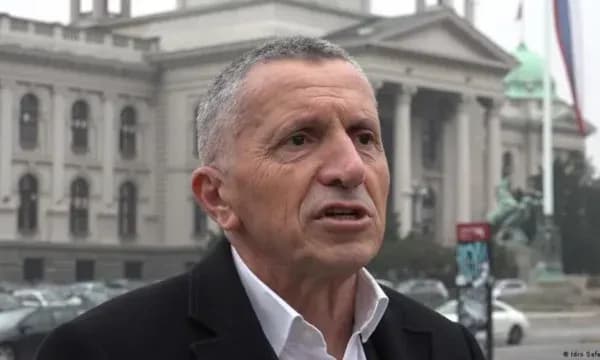 Kamberi për politikanët serbë: Kanë një shpresë imagjinare për ta rikthyer kontrollin mbi Kosovën