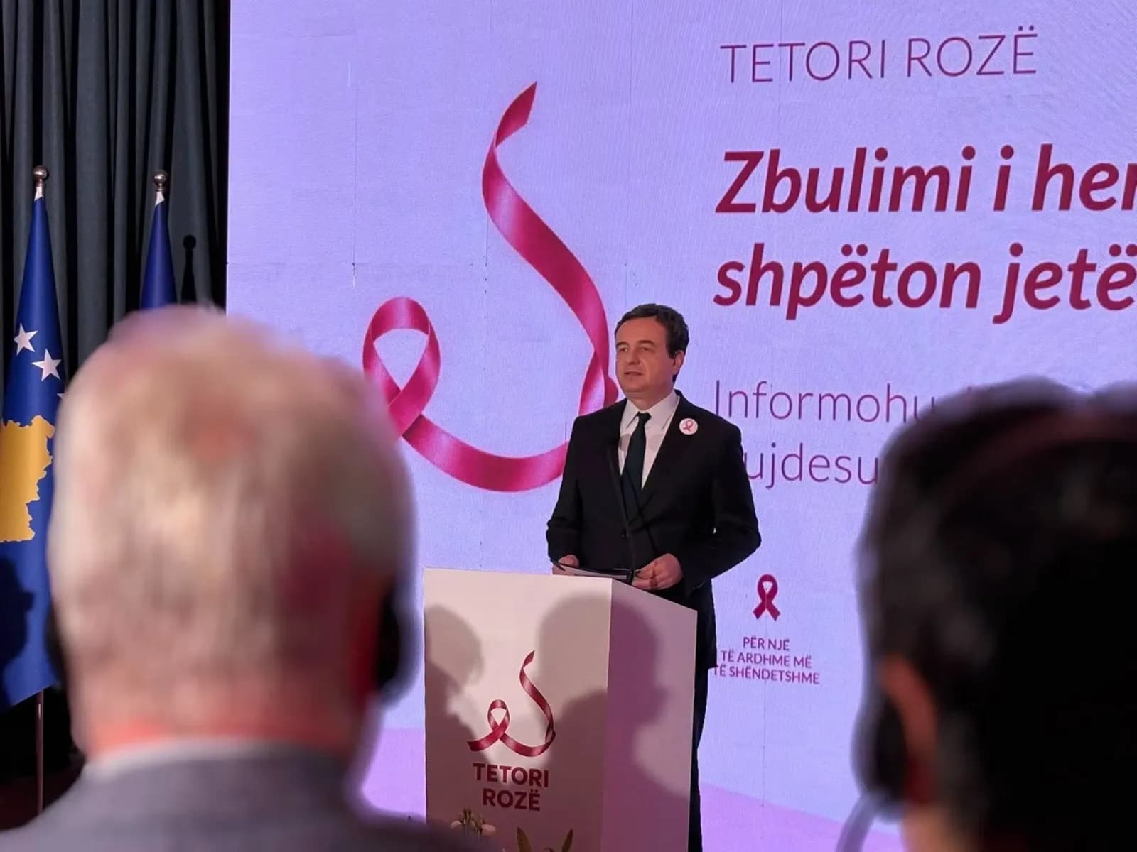 Tetori rozë, Kurti: Askush nuk duhet të përballet e vetme me kancerin e gjirit