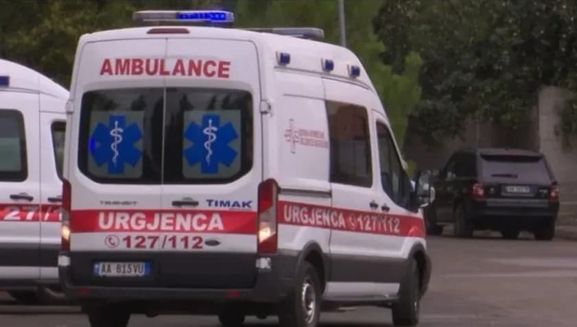 Gjendet pa shenja jete në apartament 25-vjeçarja në Durrës, pranë saj ishte fëmija 2 vjeç