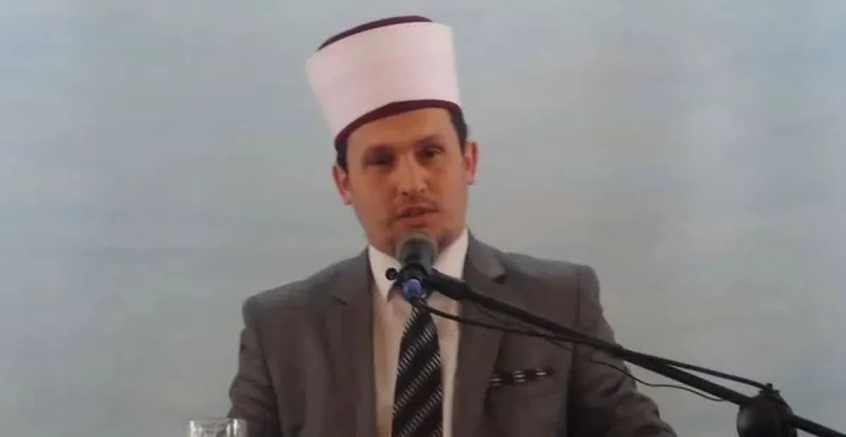 Sulmohet nga qentë endacakë imami në Gjilan, pëson lëndime trupore, përgjakje dhe shtypje