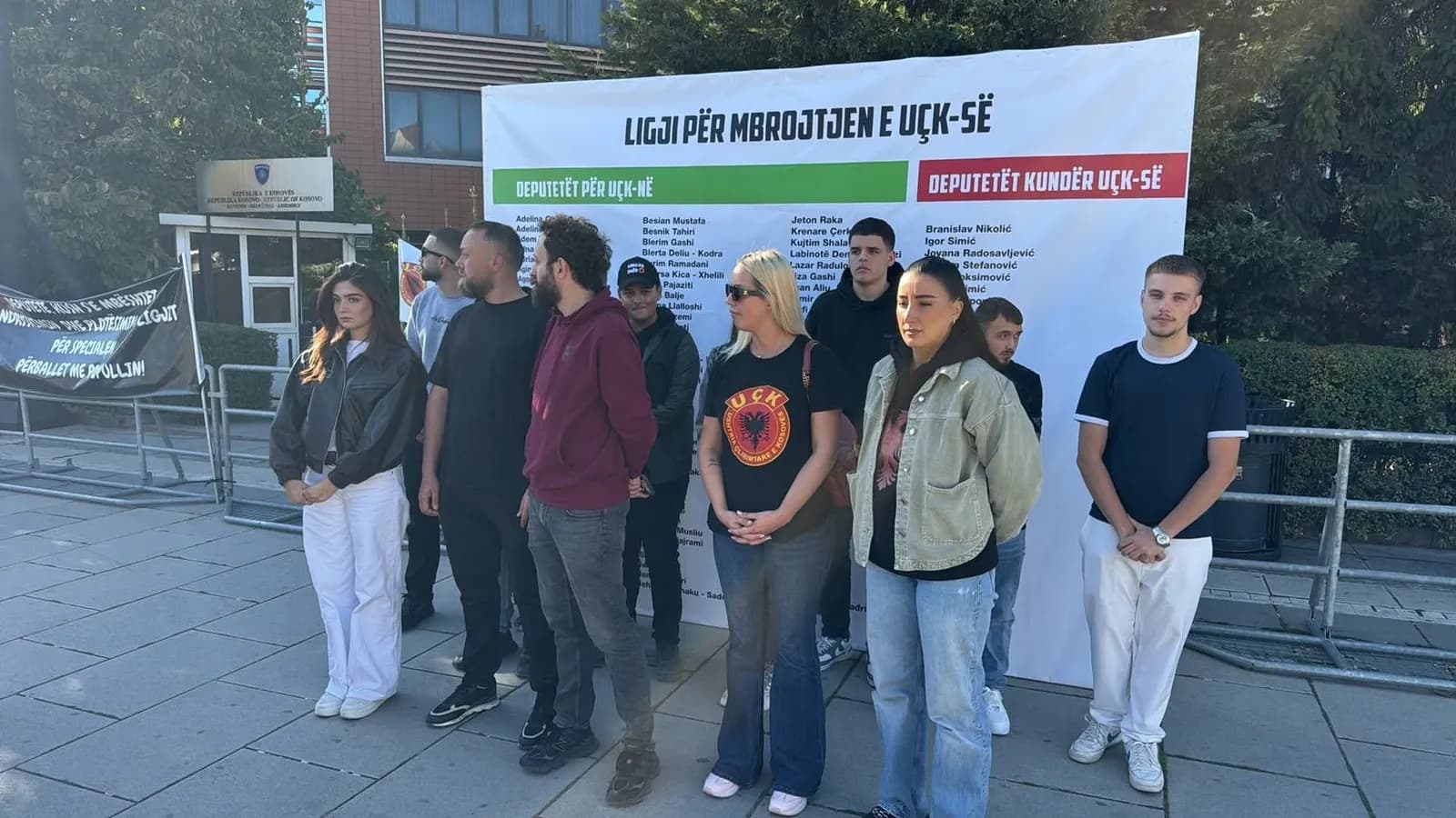 Aksion para Qeverisë: Deputetë, kush s’mbështet ndryshimin dhe plotësimin e Ligjit për Specialen, përballet me popullin!