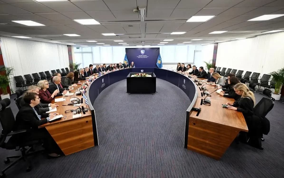 Kurti zhvillon takime me ndërkombëtarët, në fokus rruga drejt BE-së