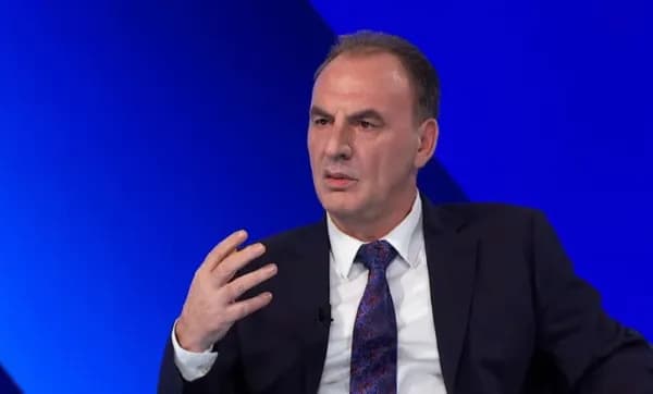Limaj pyetet se a ka marrë urdhra nga Thaçi: Le more çfarë urdhra, çfarë pallavra