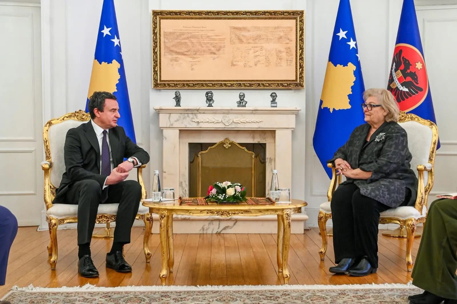 Kurti për takimin me Presidenten: E falënderova që na gëzoi duke pranuar këtë përgjegjësi