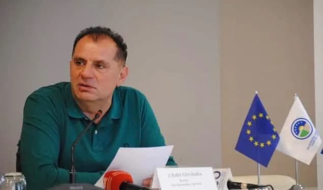 Gërxhaliu: Kosova rrezikon të mbetet e varur nga ndihmat sociale