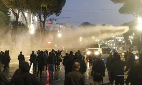 Protesta në Shqipëri, Ministria e Shëndetësisë jep përditësimet për të lënduarit