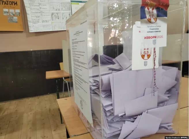 Delegacioni i BE-së shpreh shqetësim për incidentet e dhunshme në disa vendvotime në Serbi