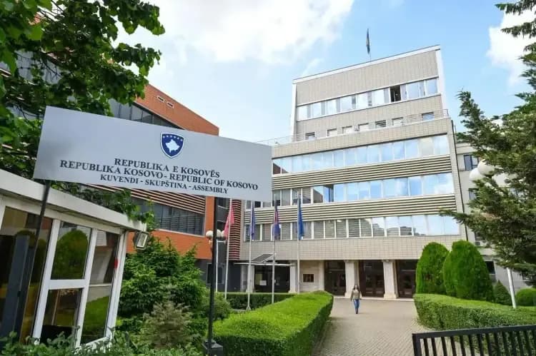 Mblidhen dy komisione parlamentare, shqyrtohet Projektligji për Byronë Shtetërore