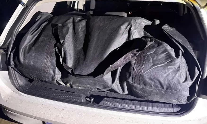 “MALI” godet trafikun e drogës në Gjilan, kapen 53 kilogramë marihuanë