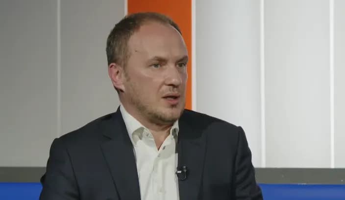 Selimi: Brukseli po reagon nën presionin e Serbisë, Kurti e Konjufca do duhej të kontaktonin me homologët e tyre