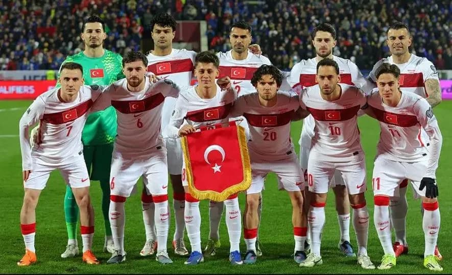 Turqia gjen zëvëndësuesin e Montellas, zyrtarizon ish-trajnerin e Rashicës