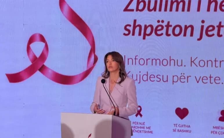 Haxhiu hap “Tetorin Rozë”: Diagnostikimi i hershëm është thelbësor në luftën kundër kancerit të gjirit