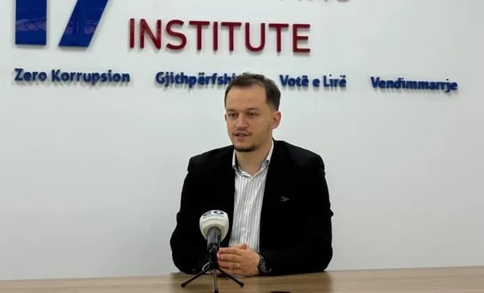 Cakolli: Çdo ndryshim i Ligjit për Specialen rrezikon të përfundojë në Dhomën Kushtetuese në Hagë