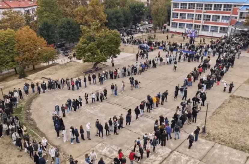 Pjesëmarrje rekord në zgjedhjet në Serbi: 67.6% e qytetarëve kanë votuar deri në orën 19:00