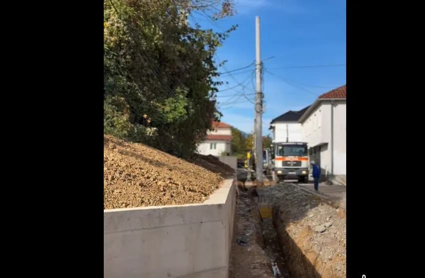 Mbi 437 mijë euro për ndërtimin e rrugës unazore në Junik, punimet po vazhdojnë