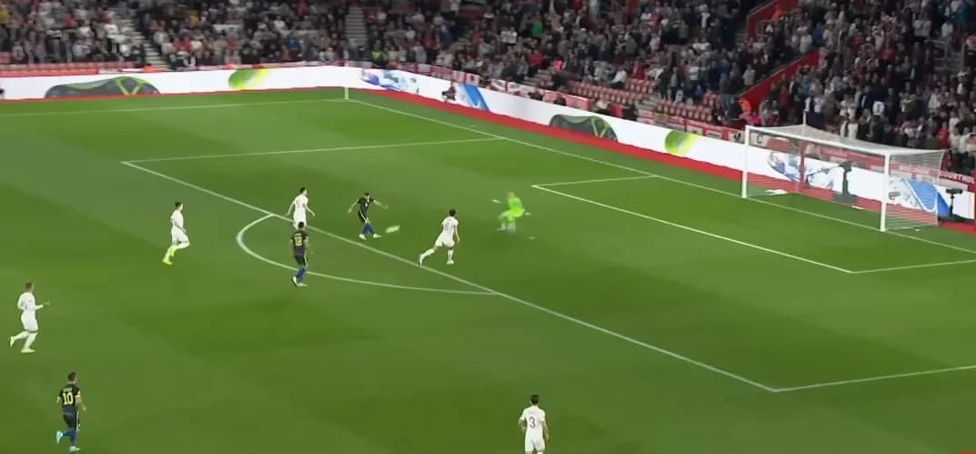 Valon Berisha mbetet në mesin e pak lojtarëve që i shënuan nga dy gola ndaj Anglisë