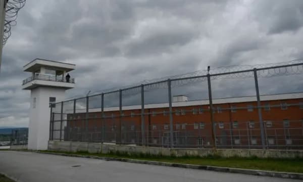 Kosovës i dalin telashe me shtetin danez për burgjet me qira, arrestohen dy gardianë kosovarë që po trajnoheshin atje