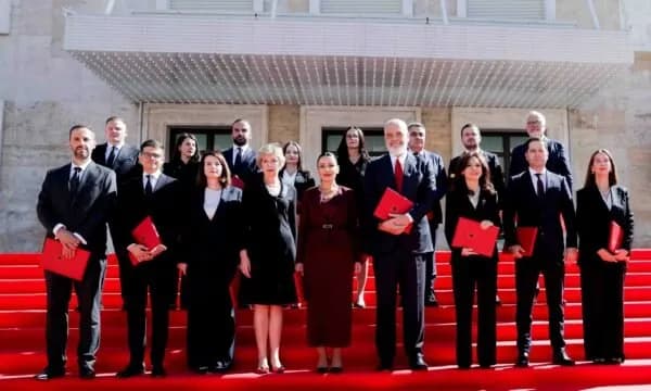 Betohen në Presidencë Rama dhe ministrat e rinj