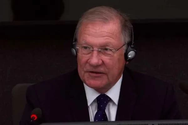 John Stewart Duncan përfundon dëshminë në Speciale