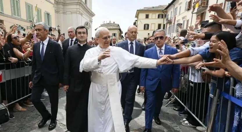 Papa Leo feston sot ditëlindjen