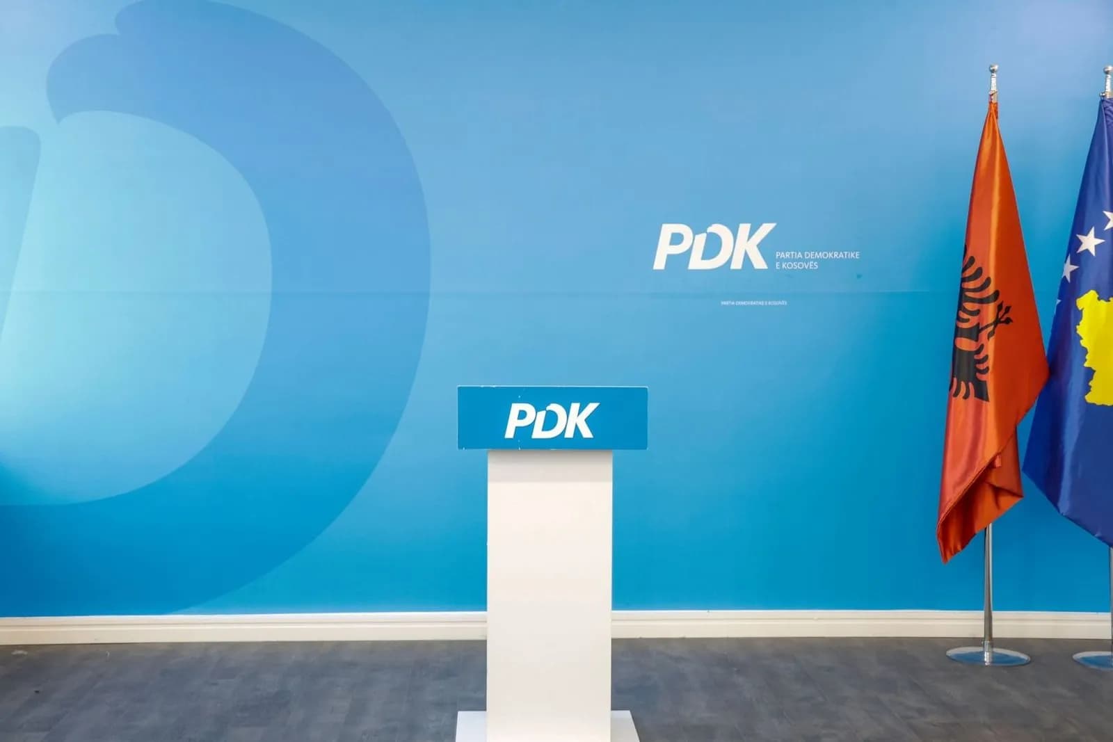 Pazare me miliona mbi tokat e qytetarëve të Drenasit – PDK kërkon hetim urgjent ndaj Lladrovcit