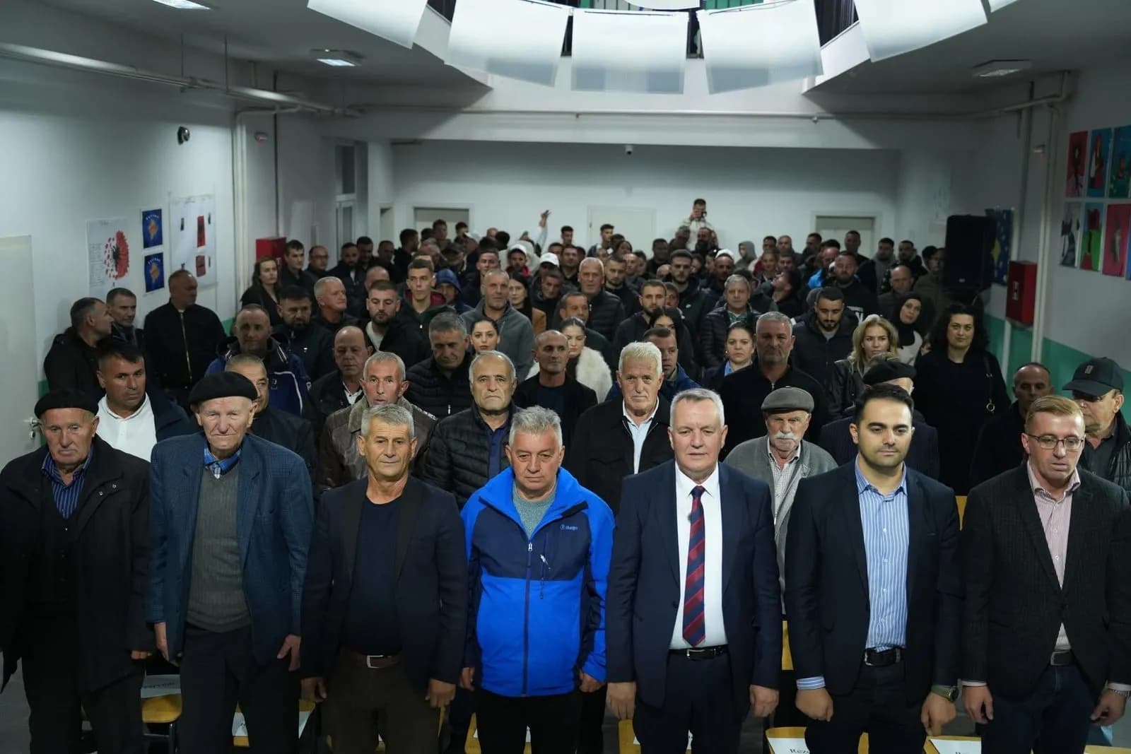 Imri Ahmeti pritet me përkrahje të jashtëzakonshme në Gumnasellë: Programi ynë nuk është listë premtimesh