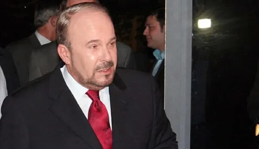 Vdekja e Fatos Nanos, e diela shpallet zi kombëtare