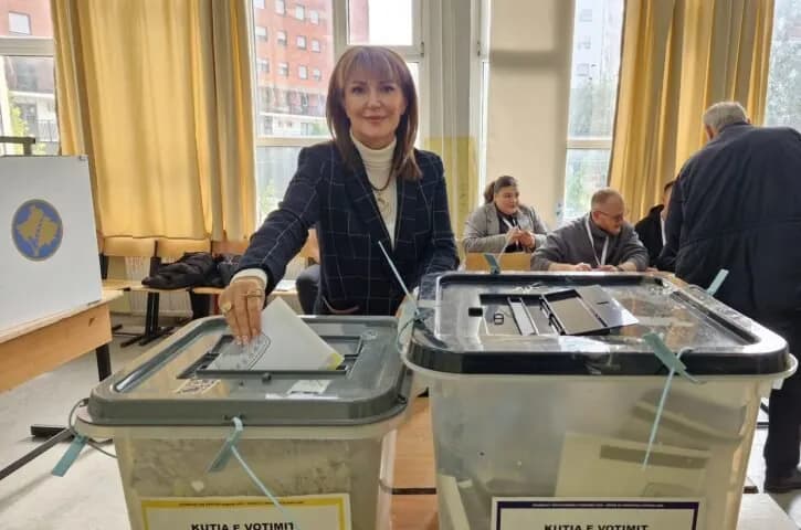 Voton ish-presidentja Atifete Jahjaga