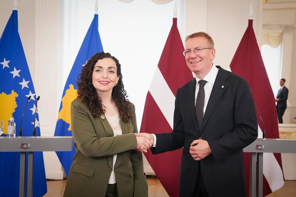 Osmani uron Letoninë për Ditën e Pavarësisë