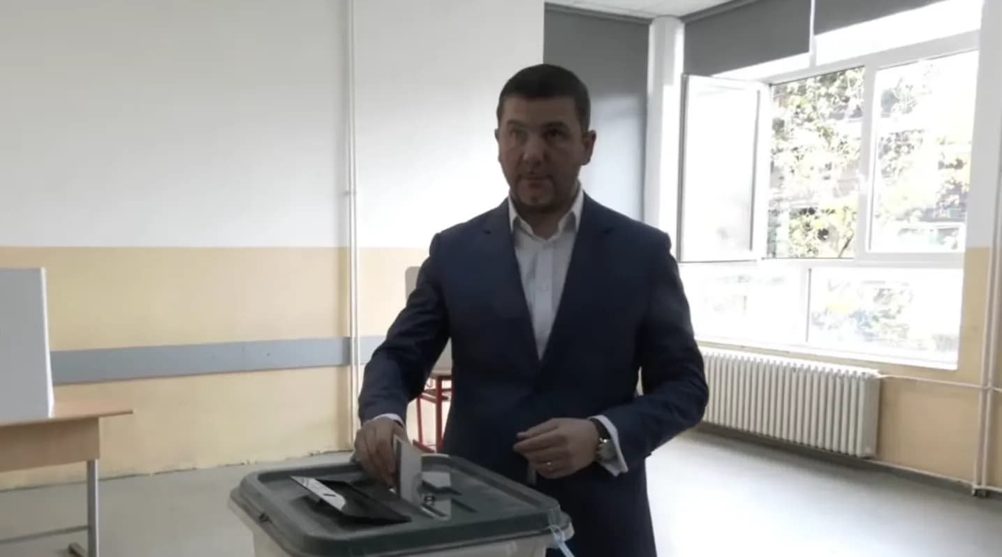 Voton Memli Krasniqi