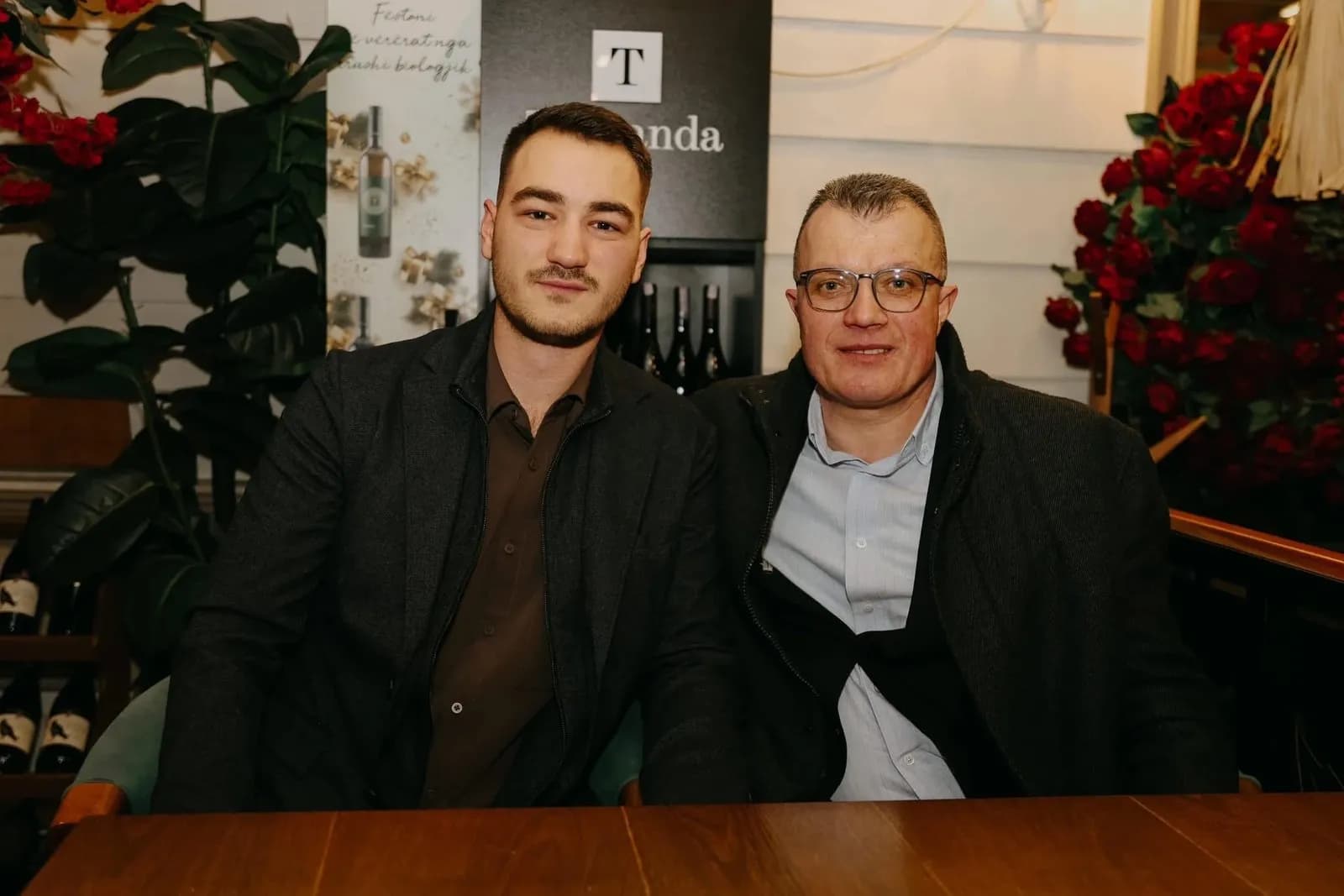 Muriqi takohet me djalin e Kadrit Veselit, Klestorin: Familja Veseli mbart një histori sakrifice dhe përkushtimi ndaj lirisë dhe themeleve të shtetit tonë