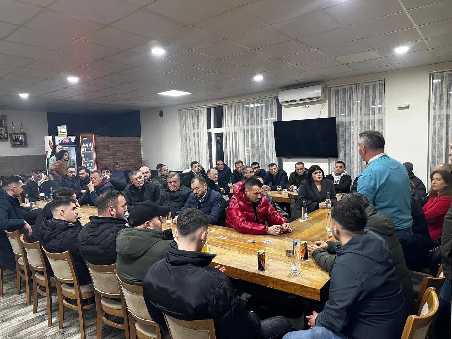 Fshatrat e Gjakovës përkrahin fuqishëm Pal Lekajn