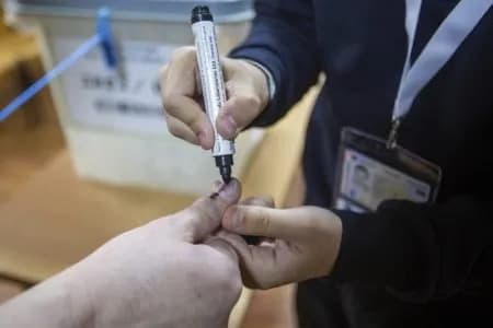 Kjo është procedura për të votuar me asistencë