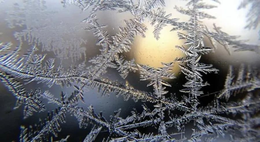 Moti sot me temperatura minimale