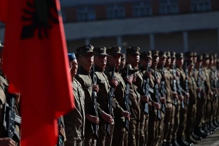 Shqipëria bëhet me 387 ushtarë të ri