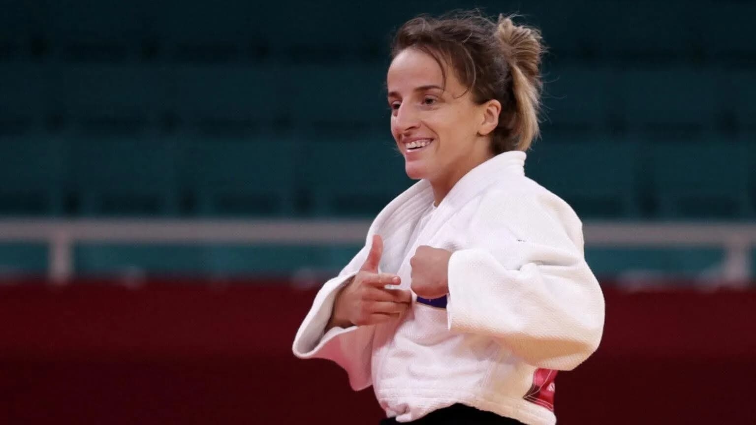 Distria kalon në finale të Parisit, siguron medalje