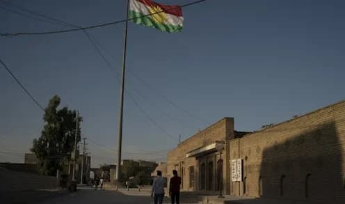 Shpërthime pranë bazës amerikane në Irak
