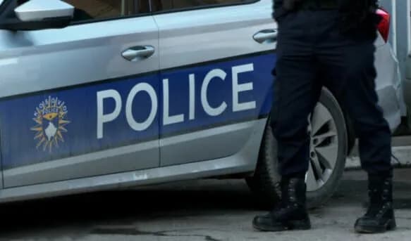 Tentim vrasje në Kamenicë, i dyshuari në arrati