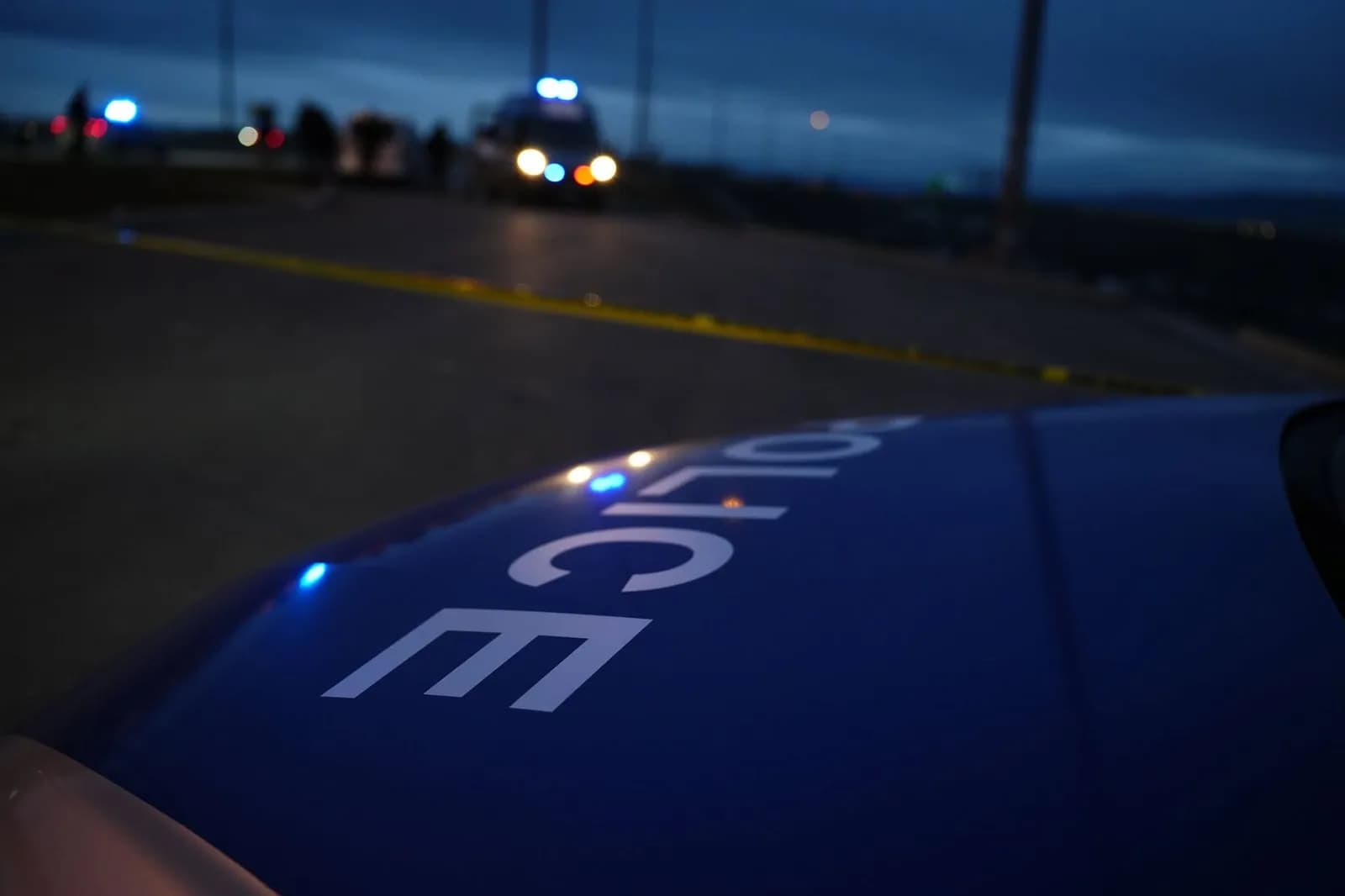 Zjarr në afërsi të një depoje në Fushë Kosovë