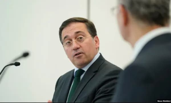 Spanja rihap ambasadën në Teheran