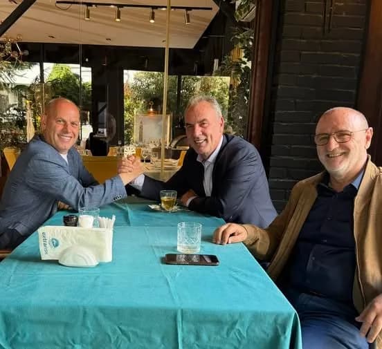Ramiz Lladrovci takohet me Fatmir Limajn