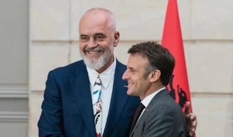Rama në vizitë në Francë, pritet nga Macroni