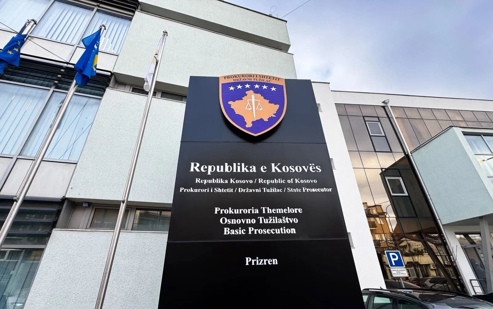 Vrasja në Prizren, Prokuroria: I dyshuar është bashkëshorti i saj, ushtroi edhe dhunë fizike