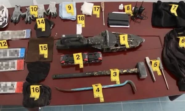 Dyshohen për vjedhje të rëndë në disa rajone – Arrestohen tre persona, në kërkim edhe një tjetër