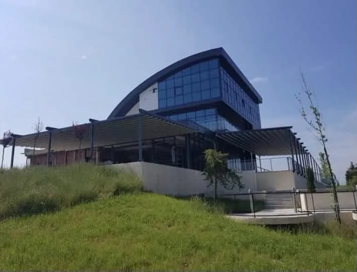 Zogiani: Restoranti në Radoniq ka marrë njoftimin për mbyllje, vendimi zyrtar dorëzohet të hënën