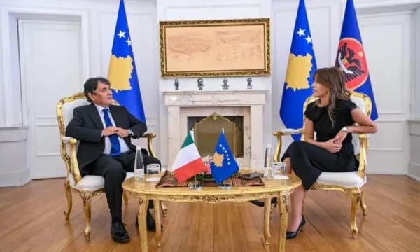 Emri për president, krijimi i institucioneve e reduktimi i KFOR-it, ambasadori italian njofton për takimin me Haxhiun