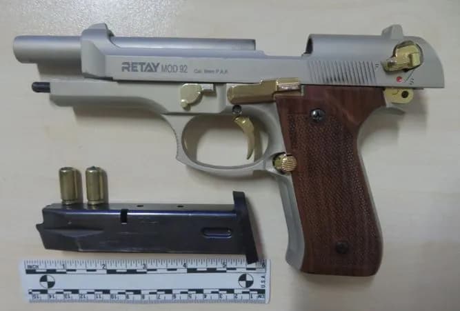 Shtiu dy herë në një aheng, arrestohet pejani