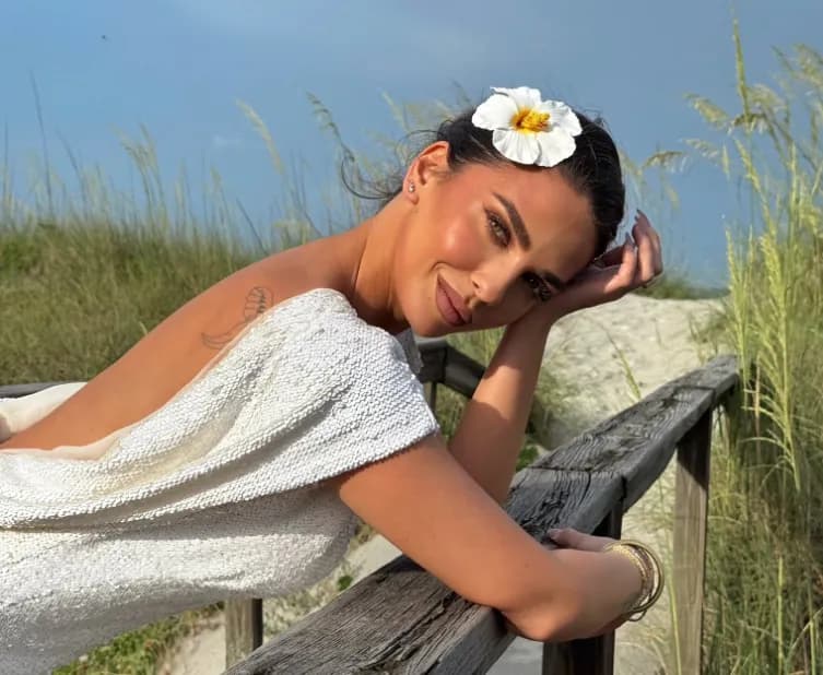 Beatrix ndryshon look-un, po shkëlqen në pamje