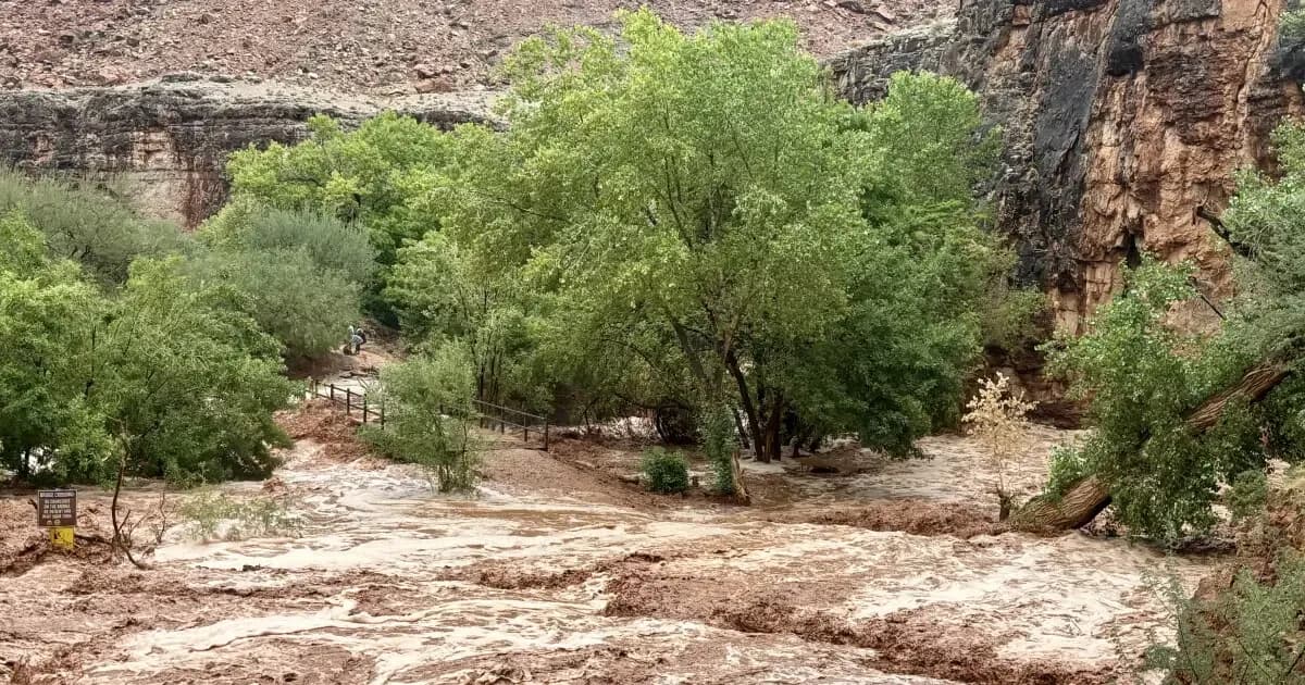 Përmbytje në Grand Canyon, një i vdekur dhe 15 të zhdukur